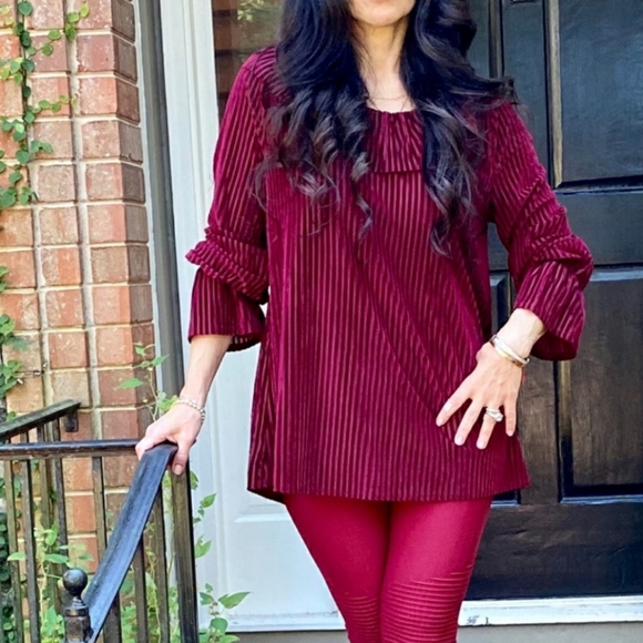 entro Tops - Burgundy Velvet Tunic Top, Large